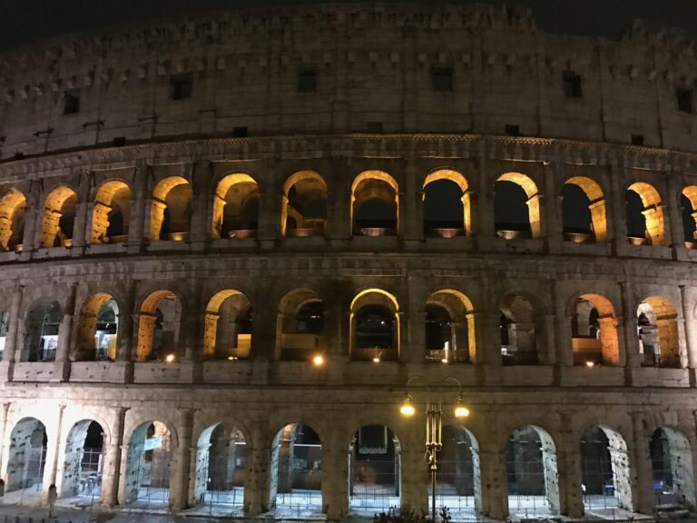 Student Blog: Roman Aesthetic, BTS in Italy 2 featured image background