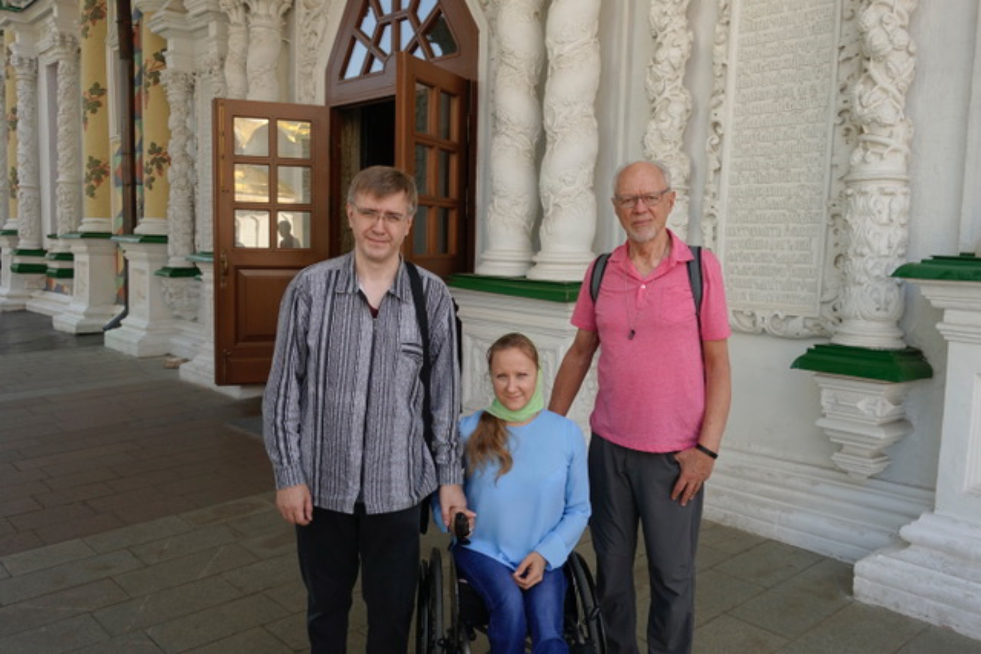 Retired Professor ’Don Klingberg, Jr., right, with friends in Russia