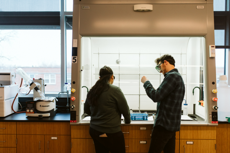 ݮӰ, Northwestern Launch Synthetic Biology Internship Program featured image background