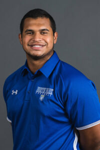 "From the heart, thank you for your generosity! Without your support I would not be able to attend North Park, where I have the opportunity to play the sport I love, meet wonderful people, and pursue my education." —Arnaldo Landrau, Biology, C’21