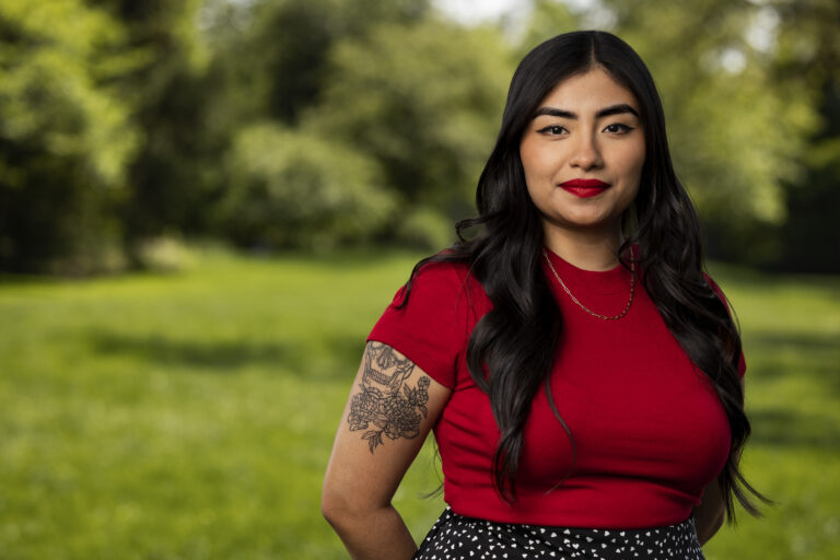 Leslie Castillo featured image background